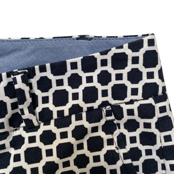 Banana Republic Factory Hampton Fit Navy White Abstract Print Bermuda Shorts 2P - Picture 2 of 10